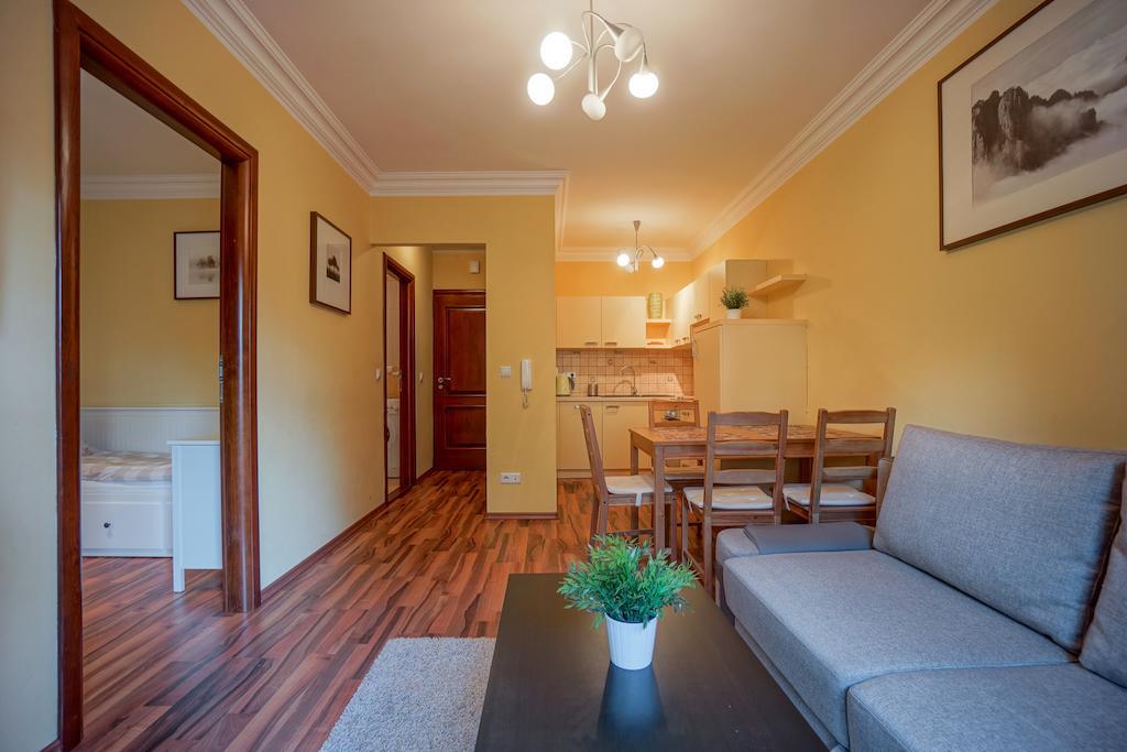 זקופאנה Apart4You Apartamenty Bulwary25 חדר תמונה